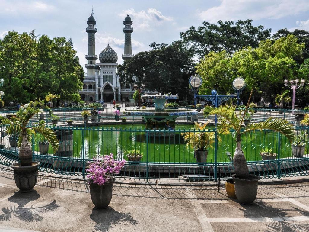 Hotel Riche Heritage Alun Alun
