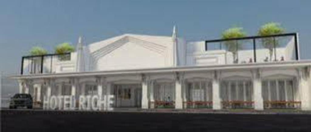 Riche Heritage Alun Alun 2* Malang