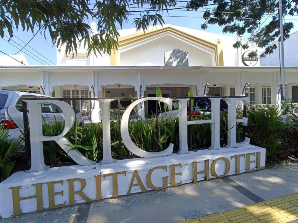 Riche Heritage Alun Alun 2* Malang
